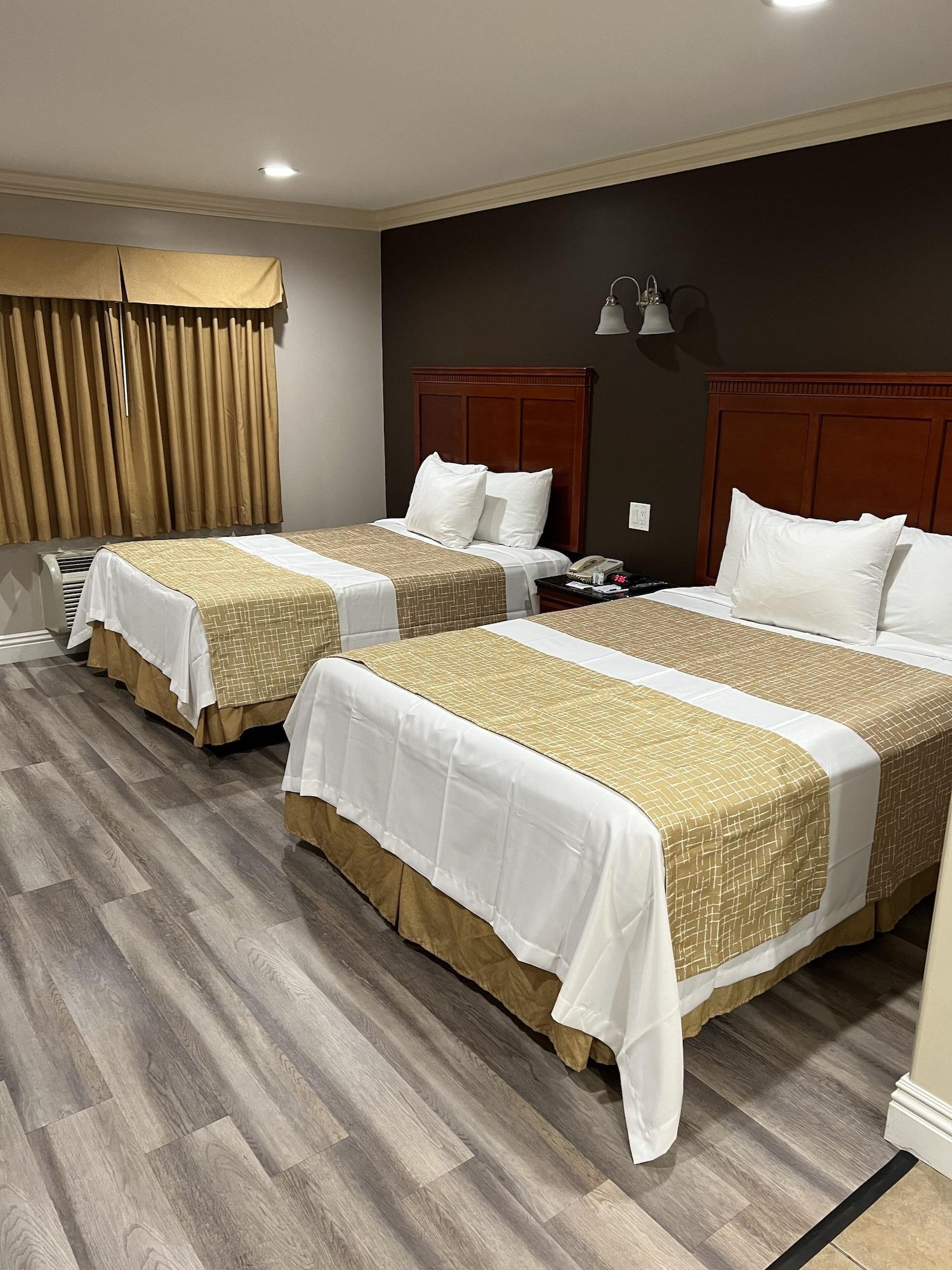 Travelodge By Wyndham Brea Eksteriør bilde